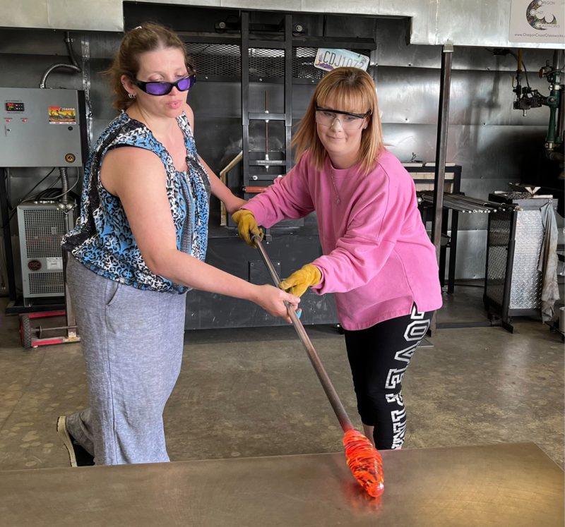 Glassblowing Classes Oregon Coast Glassworks Newport Oregon